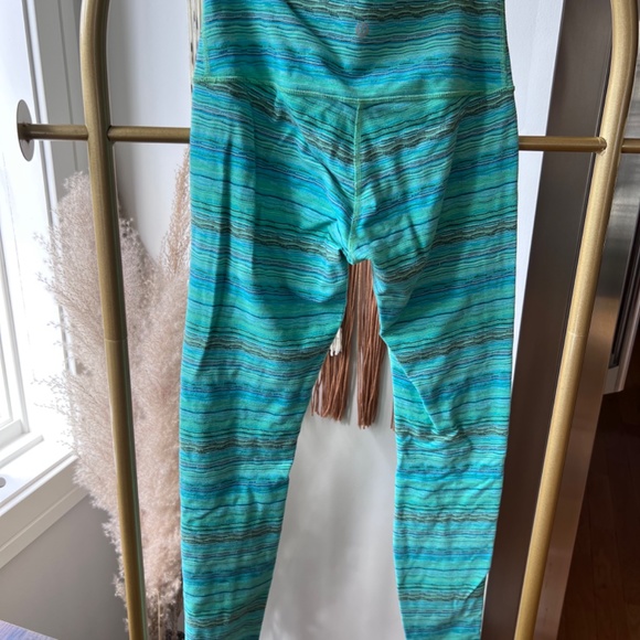 Lululemon Striped Leggings - Picture 2 of 4